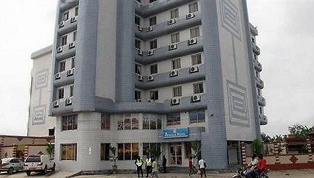 Afrique Hotel Douala Airport Экстерьер фото